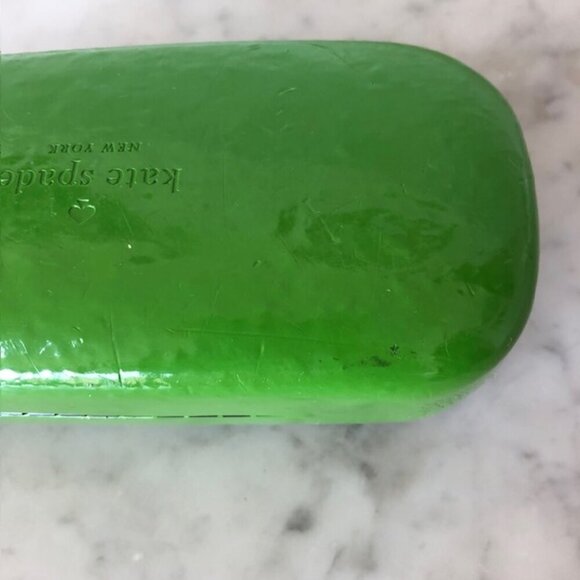 KATE SPADE Wink Wink Green Hard Glass Clamshell Case - Picture 10 of 10